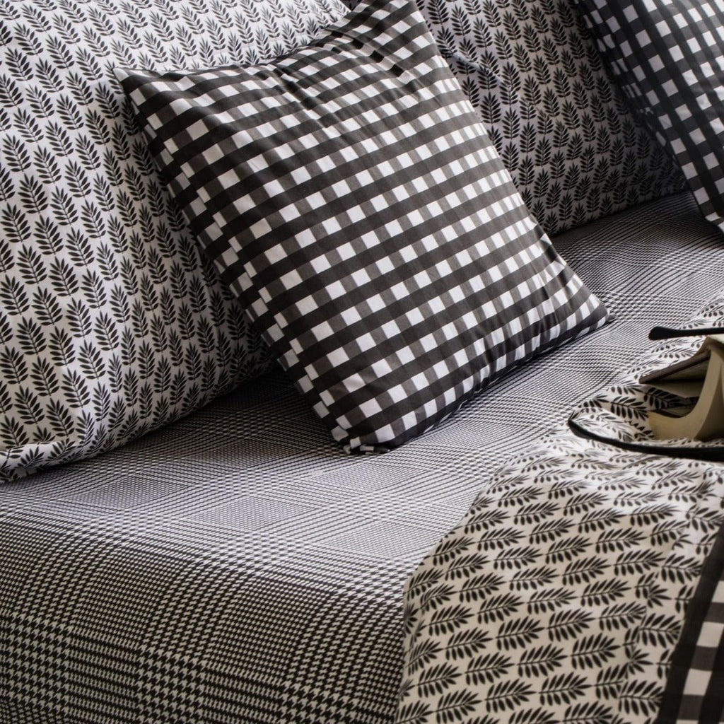 Manhattan Houndstooth Bottom Sheet