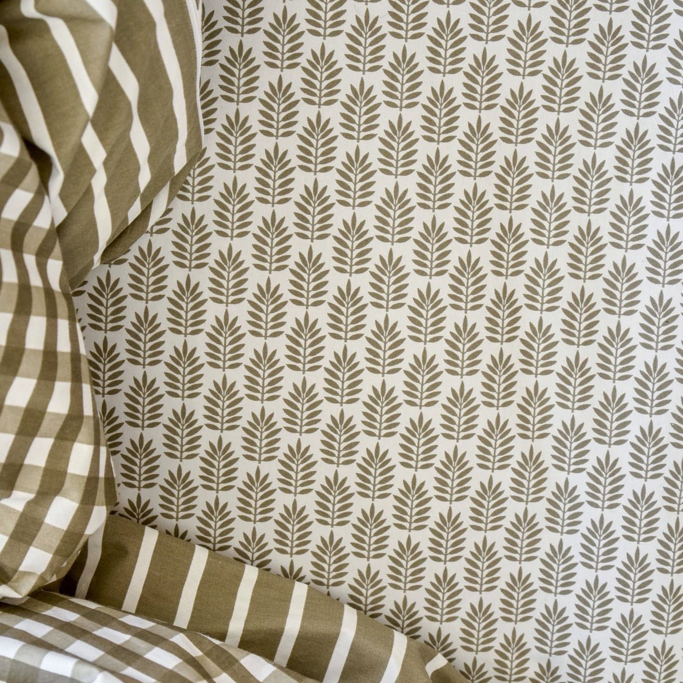 Montauk Block Leaf Bottom Sheet